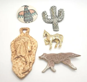 Lote de 5 prendedores/broches y colgantes indios étnicos de colección usados ver fotos.   @RK - Imagen 1 de 18