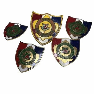 BSA 1 Neal & 4 Gold Metal Schiff Scout Reservation Neckerchief Slides SB-459 - Picture 1 of 4