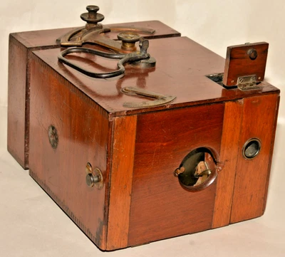 CÁMARA DETECTIVE ANTIGUA ANTHONY SCHMID MODELO 4X5. TIENE ALGUNA RESTAURACIÓN. Foto 1 de 4