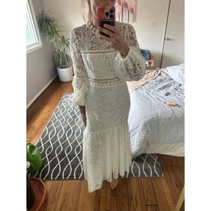 Monique Lhuillier Gorgeous Sample dress Size 4 - Picture 1 of 8