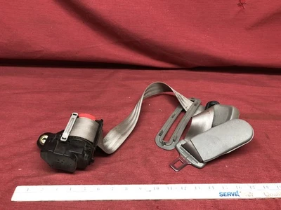 Cinturón de seguridad Chevy GMC 1996 1997 1998 1999 OEM GRIS DERECHO SEGUNDA FILA GM Tahoe Yukon Foto 1 de 4