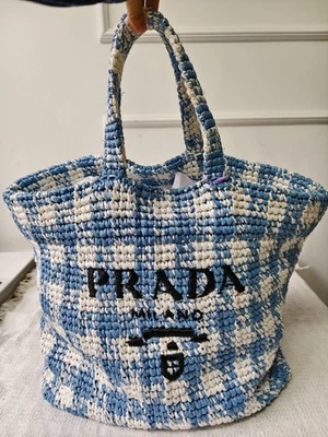 Сумка пляжная Prada синяя белая клетчатая Raffia большая - Изображение 1 из 4