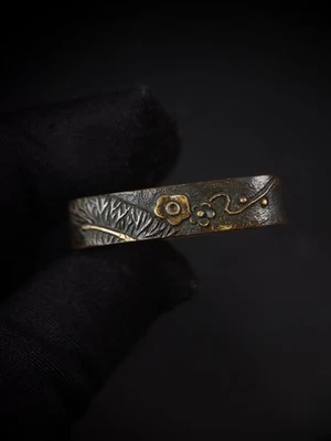 Flores de ameixa japonesa e pássaros voadores Single Fuchi para Wakzashi F161 - Imagem 1 de 4