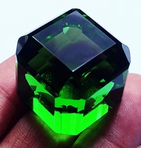 Cubo de topacio verde brasileño 148,55 quilates piedras preciosas sueltas con certificado - Imagen 1 de 7