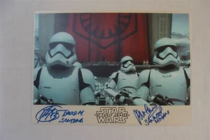 Star Wars: The Force Awakens photo HAND SIGNED by two stormtroopers (image a) - Bild 1 von 1