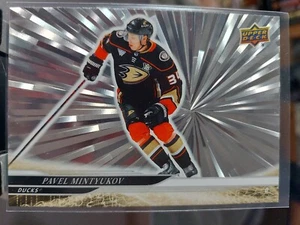 Pavel Mintyukov #4 2024-25 Upper Deck Series 1 Outburst - Picture 1 of 2