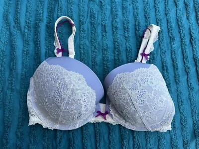 Victoria's Secret Dream Angels с подкладкой Demi кружевной бюстгальтер размер 34DD фиолетовый белый - Изображение 1 из 4