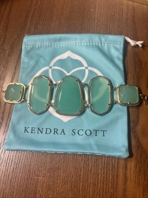 Pulseira Kendra Scott Vintage Ouro Raro Wanetta Verde Calcedônia - Imagem 1 de 4