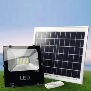 FARO LED CON PANNELLO SOLARE CREPUSCOLARE DA 25W+ TELECOMANDO - Foto 1 di 10