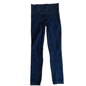 Spanx Look At Me Now nahtlose Indigo Geo Leggings Damengröße Medium Shapewear - Bild 1 von 4