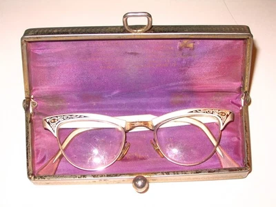 Óculos vintage americano óptico CAT EYE Rx armação rosa matiz metal scrollwork - Imagem 1 de 4