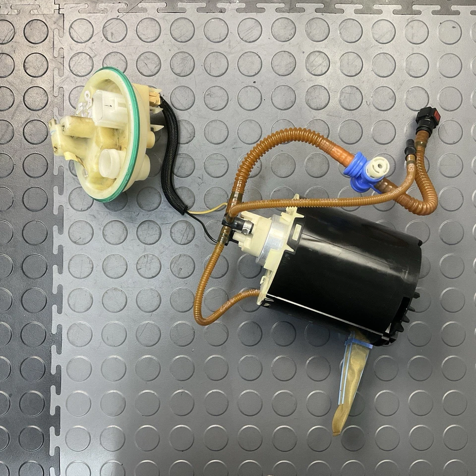 Conjunto de unidad de envío de bomba de combustible Range Rover Sport 2006-2009 OEM Foto 1 de 4