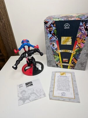 Estatua coleccionable de aplausos limitada de Spider Man Vs Venom Marvel 1997 con caja  Foto 1 de 4
