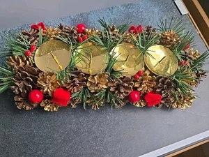 Christmas Candle Centerpiece (Vintage) - Picture 1 of 9