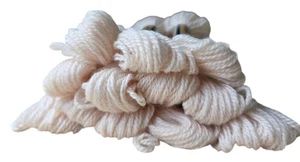 Paternayan Persian Yarn Lot Of 12 Skeins #948 Pale Pink 3 Ply Wool Tapestry - Picture 1 of 3