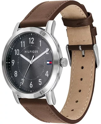 Tommy Hilfiger Men's Casual Sport Brown Leather Strap Watch 1791749 - Image 1 of 4