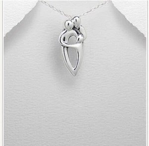 Sterling Silver Mother Father Child Pendant Necklace Mothers Day NWT - Picture 1 of 3