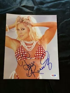 WWF WWE DIVA TERRI RUNNELS AUTOGRAPHED 8" x 10" PHOTOGRAPH PSADNA V29064 - Picture 1 of 1