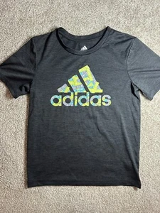 Adidas Size 7 Boy TShirt Black Short Sleeve Sports Yellow/Green/Grey Logo - Picture 1 of 6