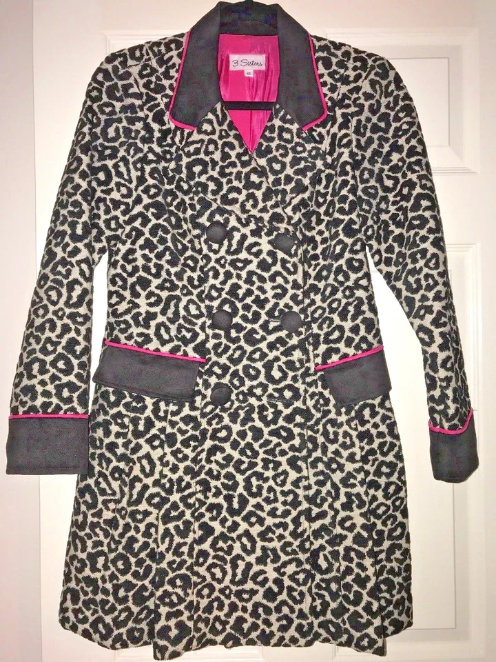 3 SISTERS Zebra Black & White Tapestry Trench Coat Jacket Size Small Beautiful - Image 1 of 4