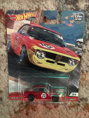 W9-10 Hot Wheels Real Riders - 2020 - Alfa Romeo Giulia Sprint GTA - METAL/METAL Foto 1 de 2