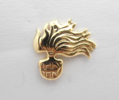 COZZI GIOIELLI Fiamma dell' Arma dei Carabinieri: Spilla (pins) in Oro Giallo 18 Kt (750)