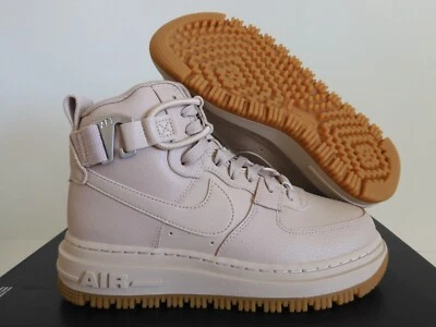 NIKE AIR FORCE 1 HIGH UTILITY 2.0 FOSSIL STONE-PEARL WHITE SZ 5 [DC3584-200] - Image 1 of 4