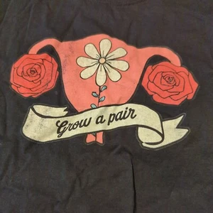 Grow a Pair Womens 3XL T Shirt Floral Uterus Vagina Feminist Flowers Peace Rites - Picture 1 of 12