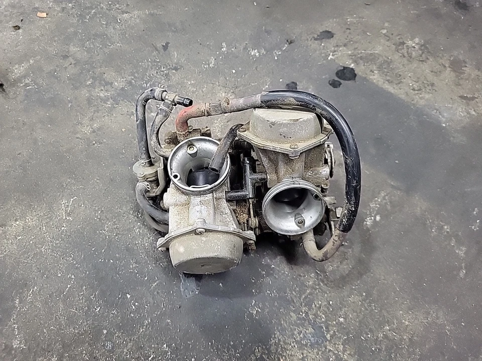 Honda VT1100 SHADOW 1100 1985 1986 CARBURADORES CARBURADOR  Foto 1 de 4