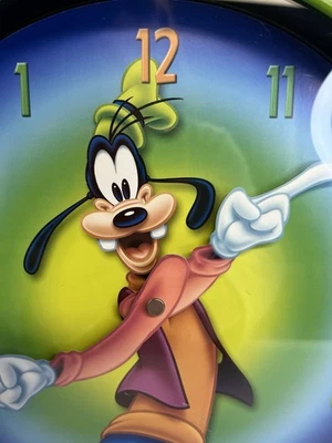 Reloj de pared vintage Disney Goofy manos móviles brazos 10" cuarzo verde funcionando Foto 1 de 4