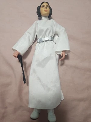 STAR WARS~EPISODE IV~ANH~PRINCESS LEIA~SIXTH SCALE FIGURE~LE 5000~SIDESHOW~MIB - Image 1 of 4