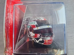 Casco Casque F1 Charles Leclerc 2021 Ferrari Formula 1 Altaya Spark 1:5 - Foto 1 di 4