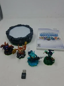 Skylanders Lot Portal of Power Wireless + 4 Characters & game (o - Picture 1 of 4