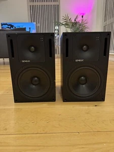 Genelec 1031A Speakers Active Studio Monitors Pair - Picture 1 of 2
