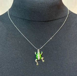 Green Frog Pendant Necklace Enamel Crystal Rhinestone Animal Jewelry Cute Gift - Picture 1 of 4