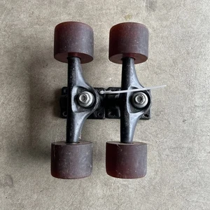 Vintage Red Road Rider 4 Skateboard Wheels. (set of 4) Preowned - Picture 1 of 14