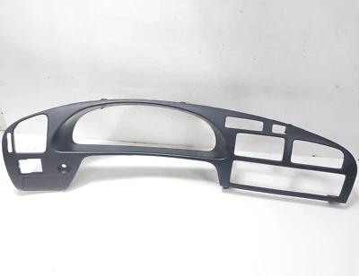 Moldura de acabamento painel de instrumentos Toyota Camry 1992-1996 - Imagem 1 de 4