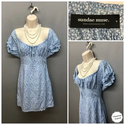 NUEVO Vestido Sundae Muse Azul Ditsy Floral Corto Estilo Campesino UK 8 EUR 36 US 4 Foto 1 de 4