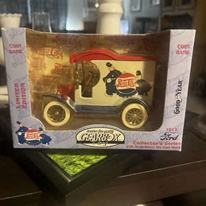 Pepsi-Cola 1912 Ford Delivery Car Coin Bank Die Cast Metal 1:24 Scale GearBox - Picture 1 of 3