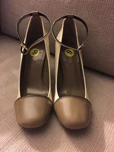 NWOB Tory Burch Layne Pump Size 9 Tan/ivory - Picture 1 of 9