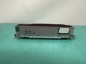 Atlas HO - TM Aluminium Kohle Gondel - fehlende LKW/Paket - PC Penn Central - Bild 1 von 4