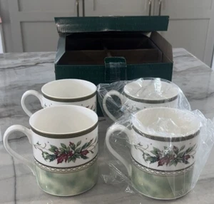 NEW, VINTAGE SET OF FOUR (4) FITZ AND FLOYD "WINTER HOLIDAY" PATTERN MUGS, Boxed - Picture 1 of 10