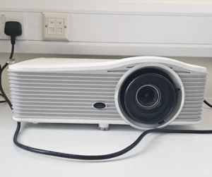 Optoma W515T ProScene 6000-Lumen WXGA DLP Projector – Great Condition - Picture 1 of 6