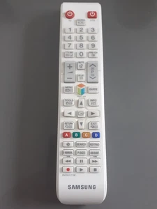 Genuine White Remote BN59-01178C for Samsung UE22H5615AKXXE UE32H4515AKXXE - Picture 1 of 2