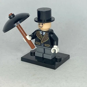 The Penguin - Fur Collar minifigure LEGO Batman DC Comics 76010 - Picture 1 of 3