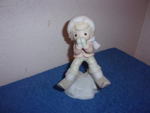 VINTAGE "PRECIOUS MOMENTS" PORCELAIN".IT IS SO UPLIFTING  #524905..1992 - Picture 1 of 6