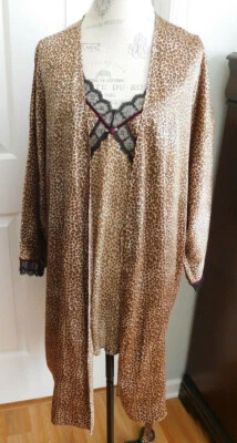 NUEVO SIN ETIQUETAS NEGRO TOSTADO con NEGRO ENCAJE GILLIGAN Y O'MALLEY CAMISÓN BATA PEIGNOIR XXL/XXXL Foto 1 de 4