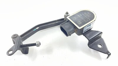 13-16 MERCEDES BENZ GL350 X166 SENSOR DE NÍVEL DE ALTURA DO FAROL DIANTEIRO DIREITO FABRICANTE DE EQUIPAMENTO ORIGINAL - Imagem 1 de 4