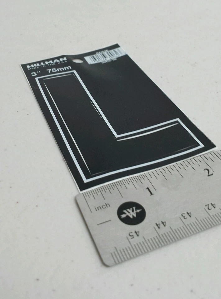 Hillman 3" letra (L) blanco y negro pegatina letras 75 mm Foto 1 de 3