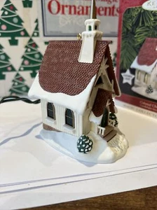 Kolonial Kirche Kerzenlicht Gottesdienste Weihnachten Punze Andenken Ornament in Box - Bild 1 von 12